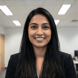 Resumory Szerkesztőség